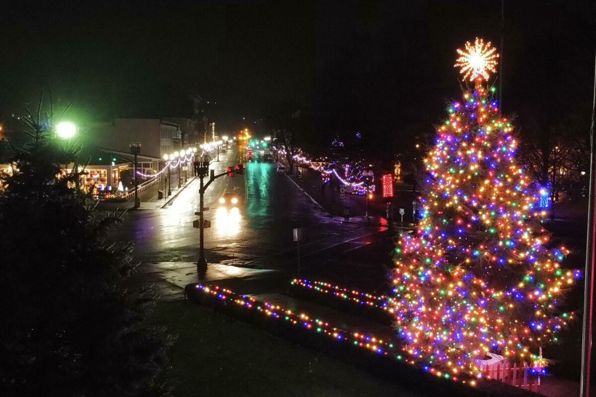 Night view of the Christmas Tree of Downtown Franklin in Venango County.